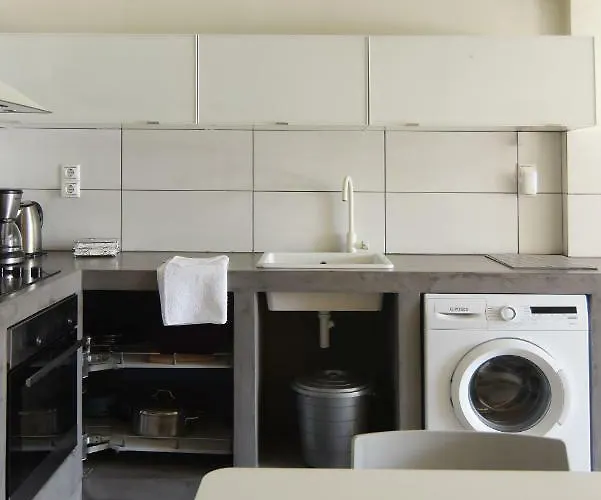 Christini * Ханья